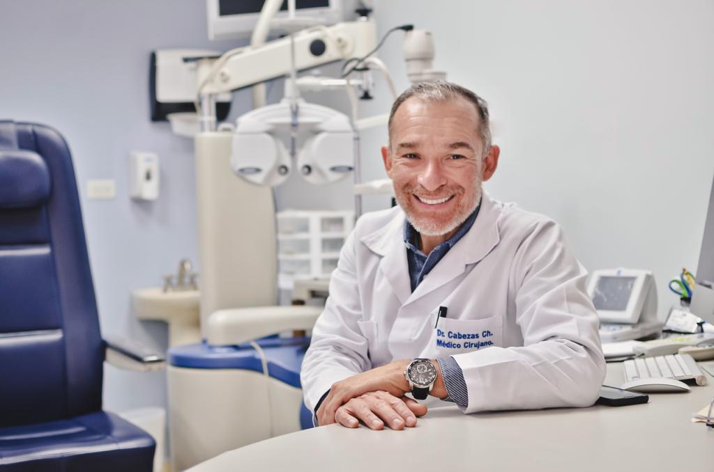 DR CARLOS CABEZAS CHARPENTIER