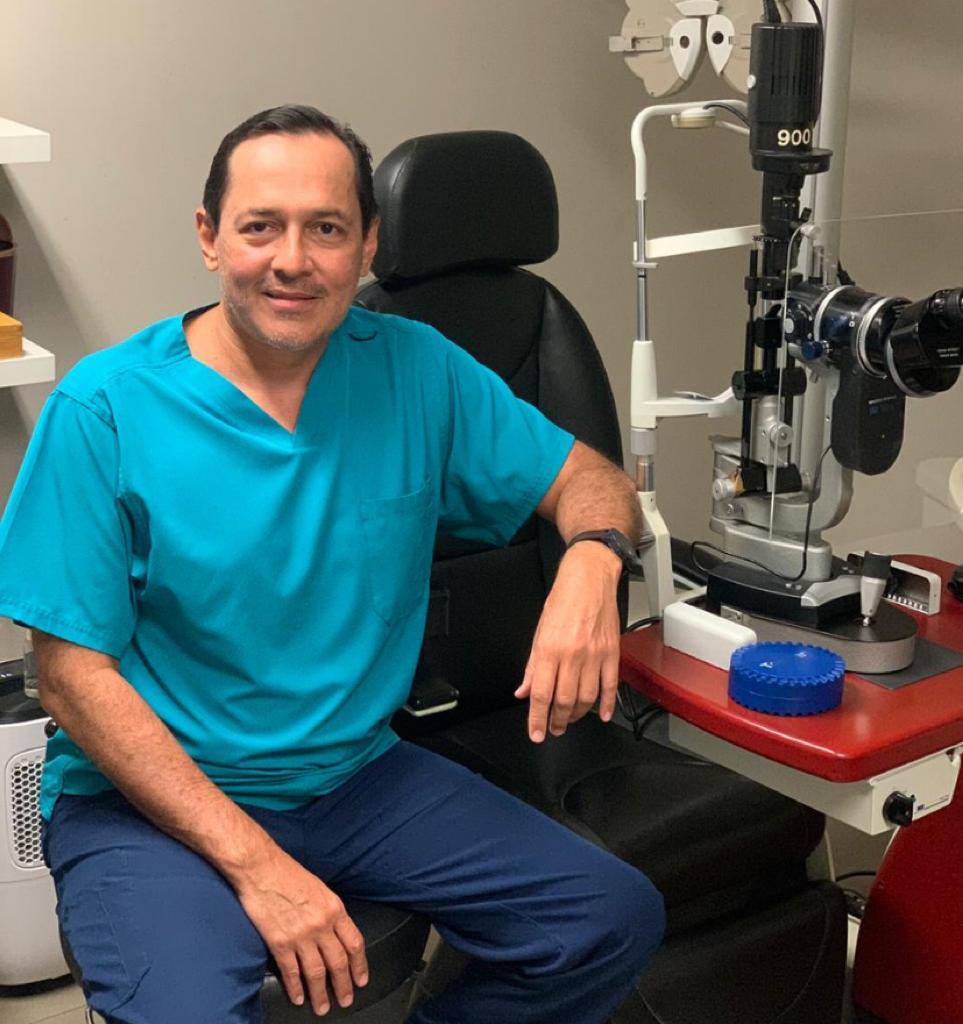 DR DIEGO MENA