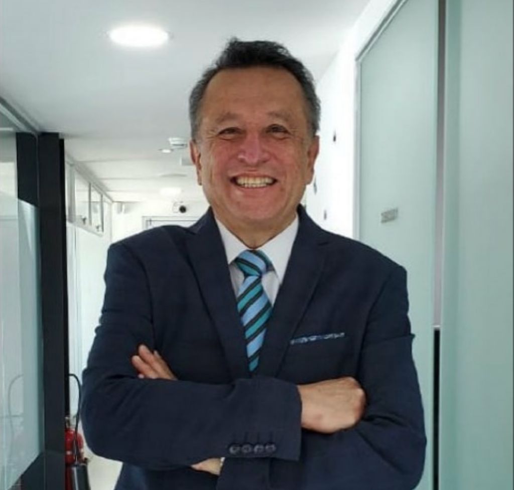 DR CRISTIAN CESAR DAM ENCISO