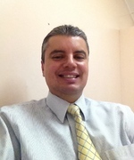 DR ALEJANDRO VARGAS ROMÁN