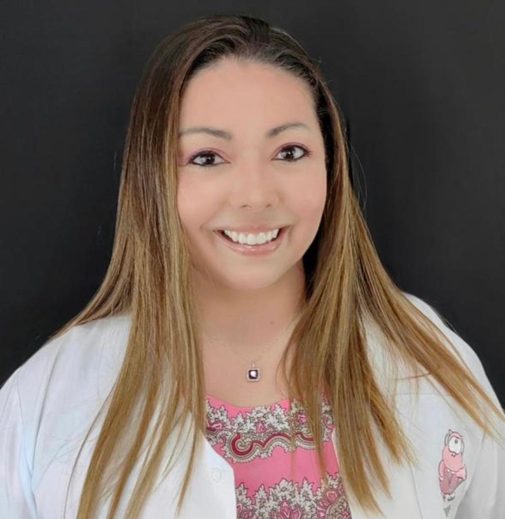 DRA NATALIA CAMPOS RAMÍREZ