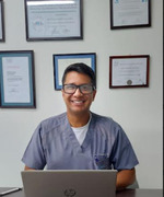 DR CESAR ANDRÉS VILLALOBOS