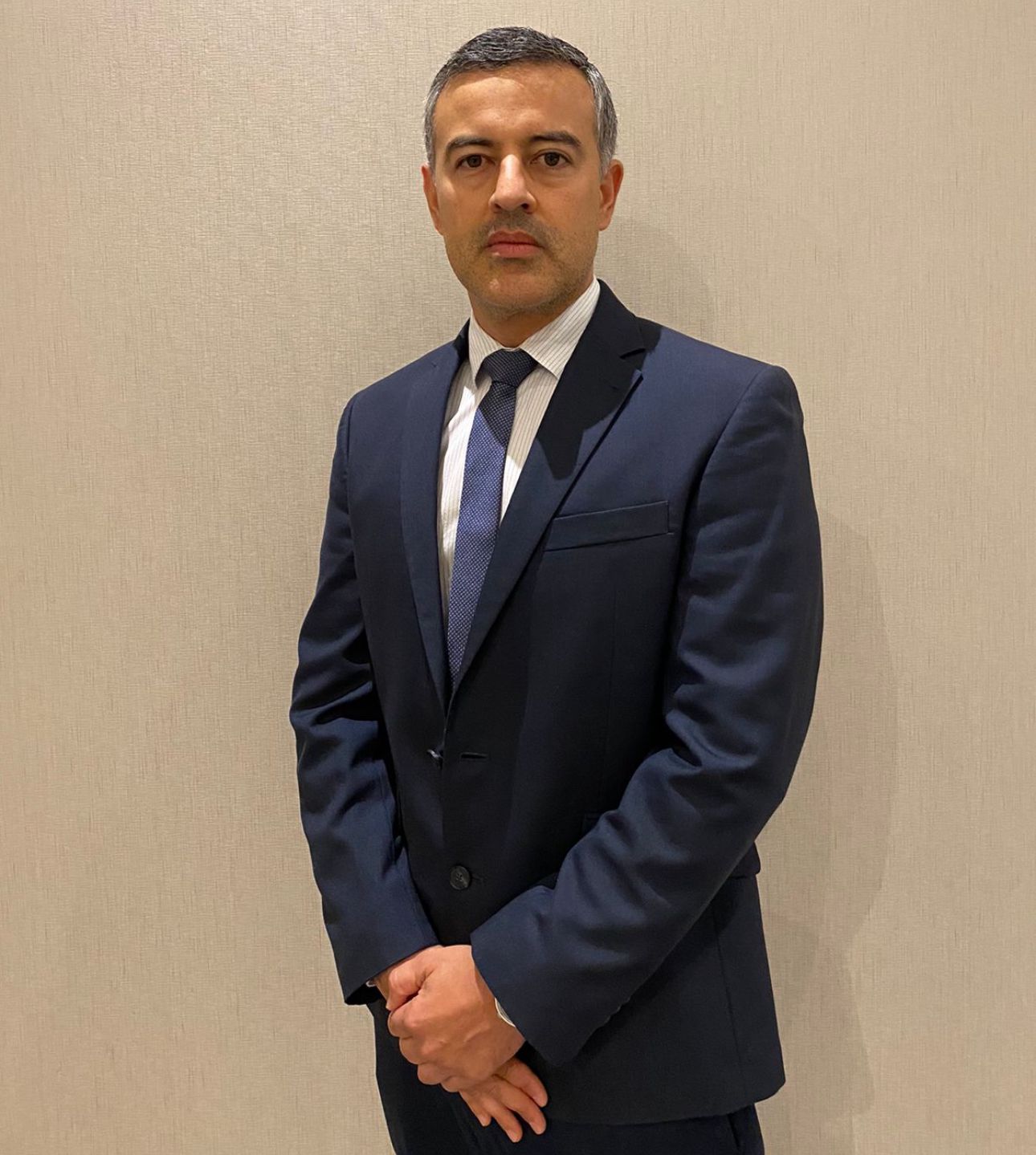 DR MAURICIO QUESADA ROSALES