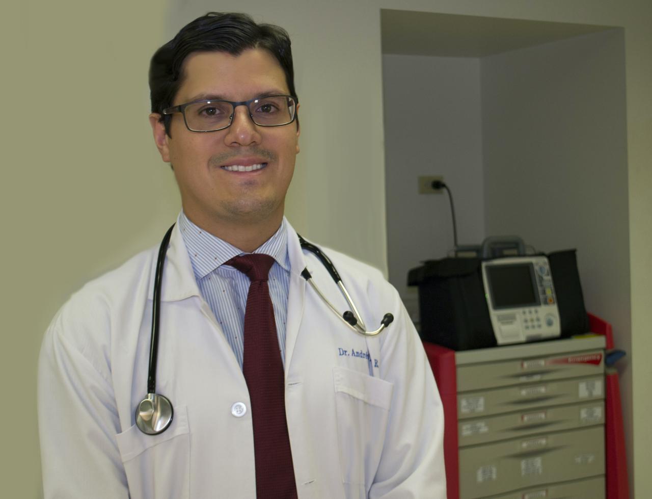 DR. ANDRÉS ULATE RETANA